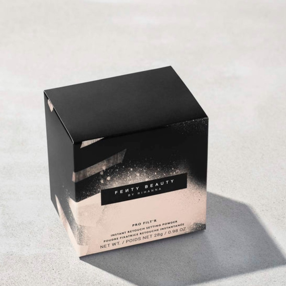 Fenty Beauty PRO FILT'R INSTANT RETOUCH SETTING POWDER